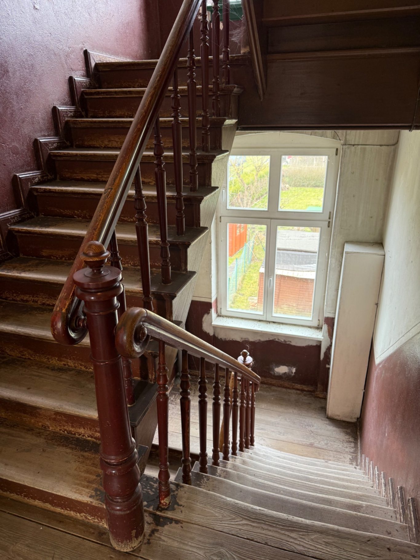 Aktueller Zustand des Treppenhauses